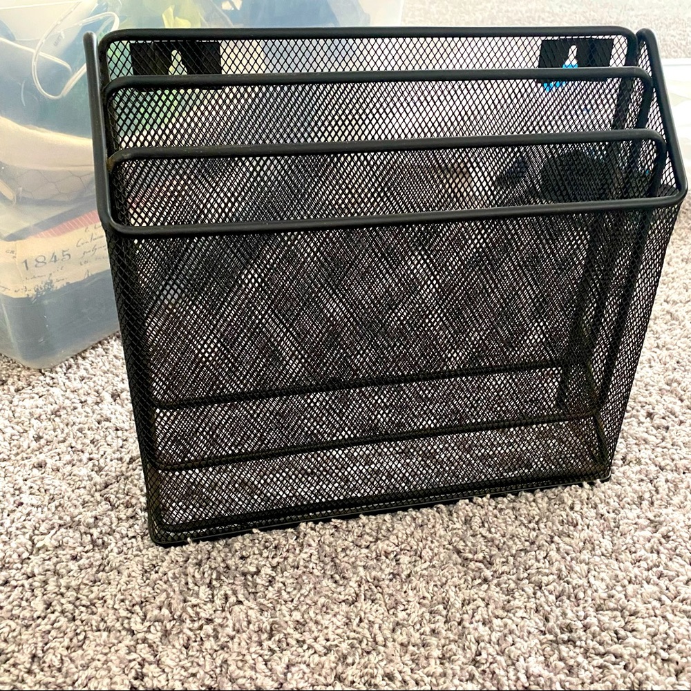 Black File Wire Wall Rack